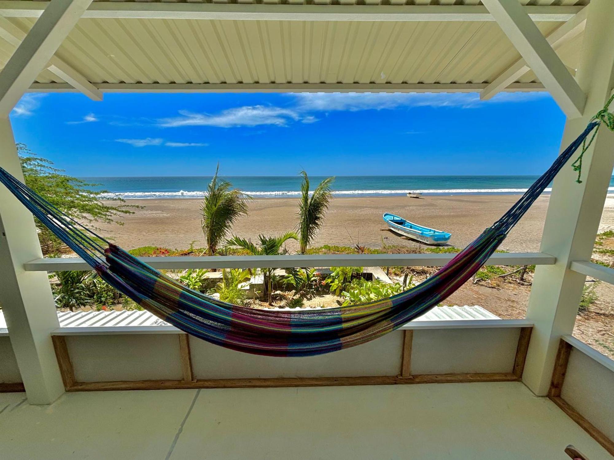 Stella Mar Oceanfront Hotel Popoyo Buitenkant foto