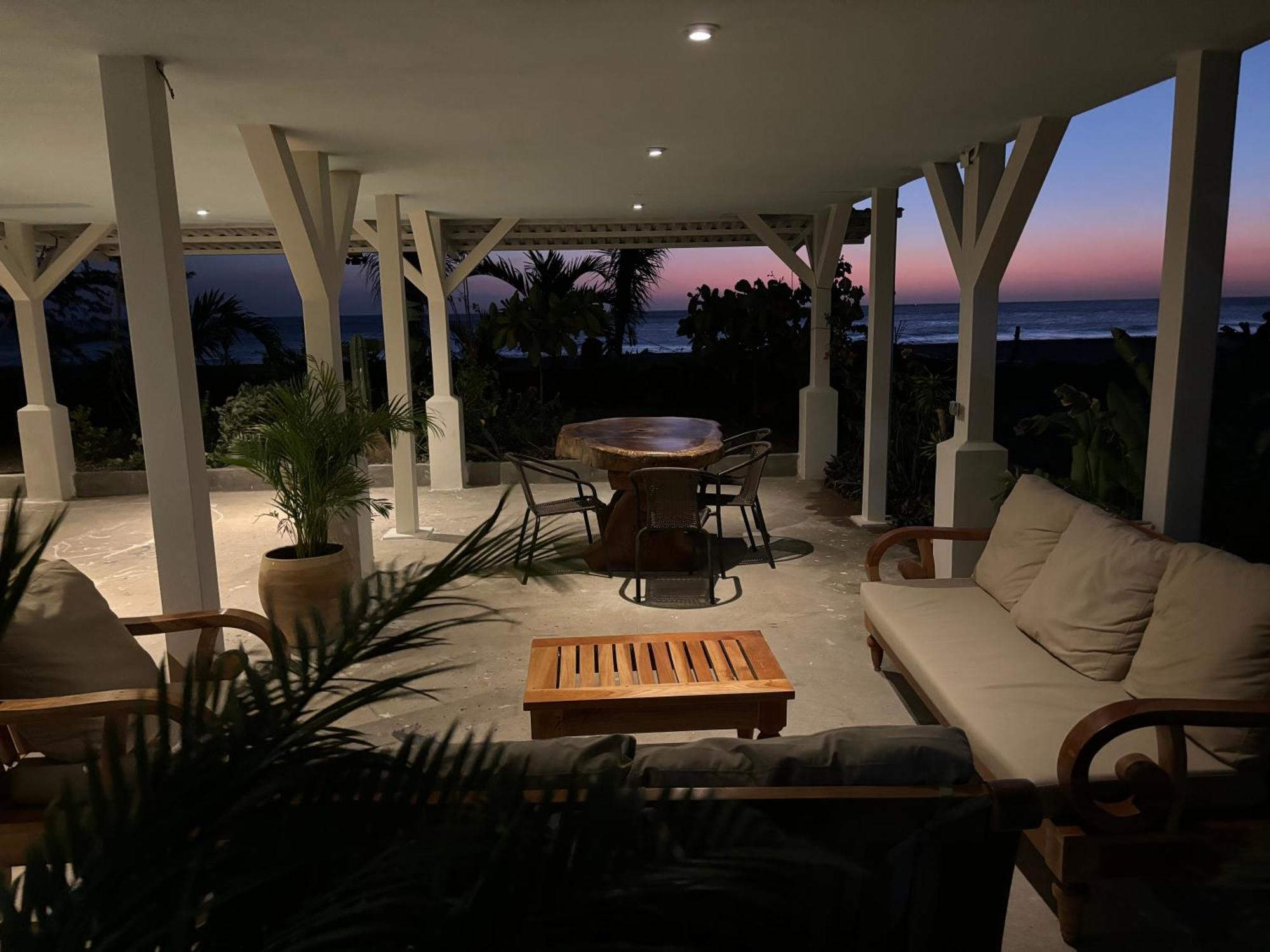 Stella Mar Oceanfront Hotel Popoyo Buitenkant foto