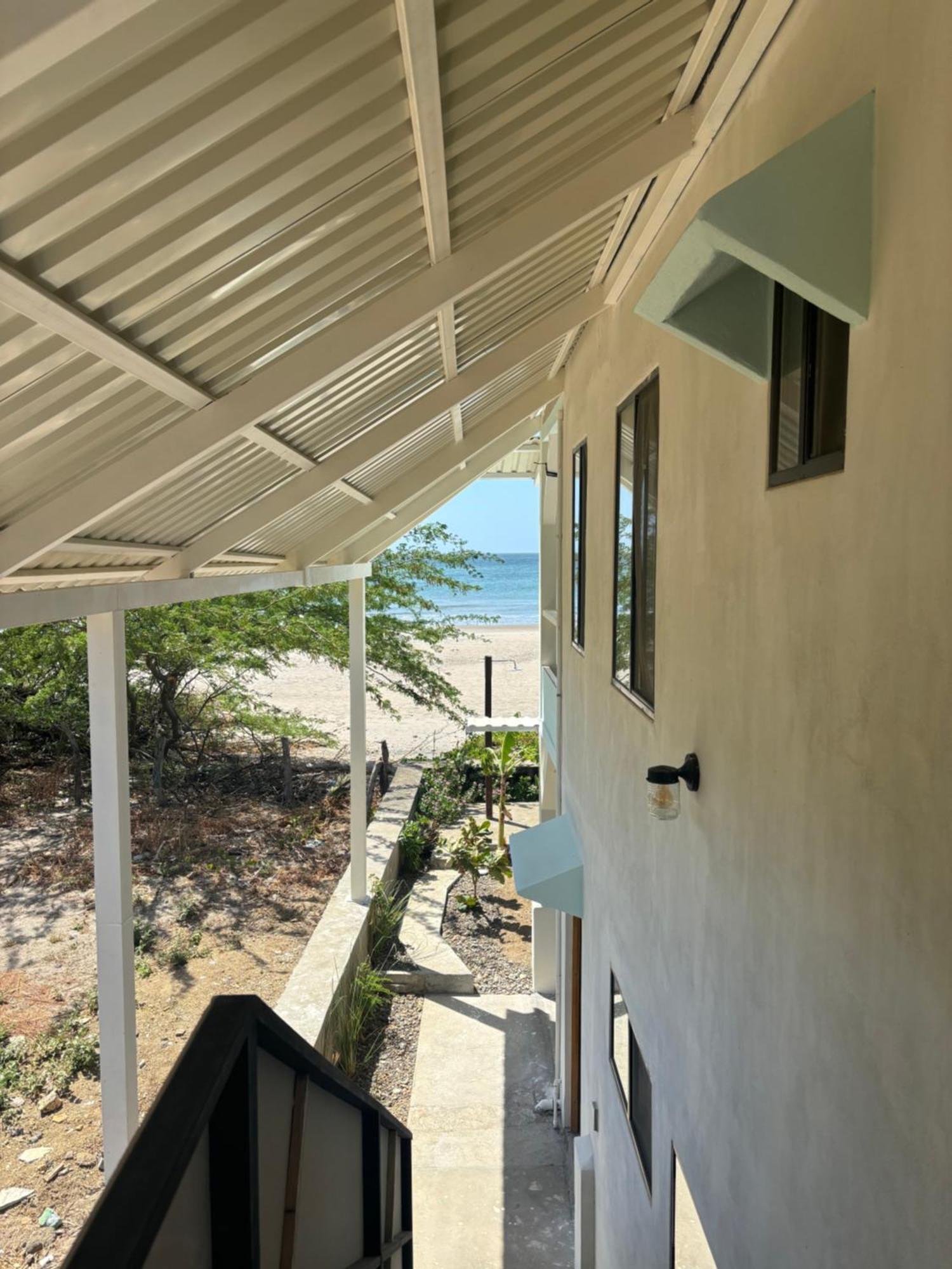 Stella Mar Oceanfront Hotel Popoyo Buitenkant foto