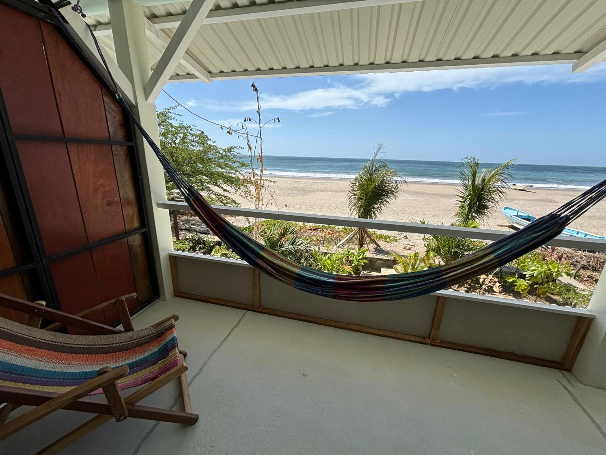Stella Mar Oceanfront Hotel Popoyo Buitenkant foto