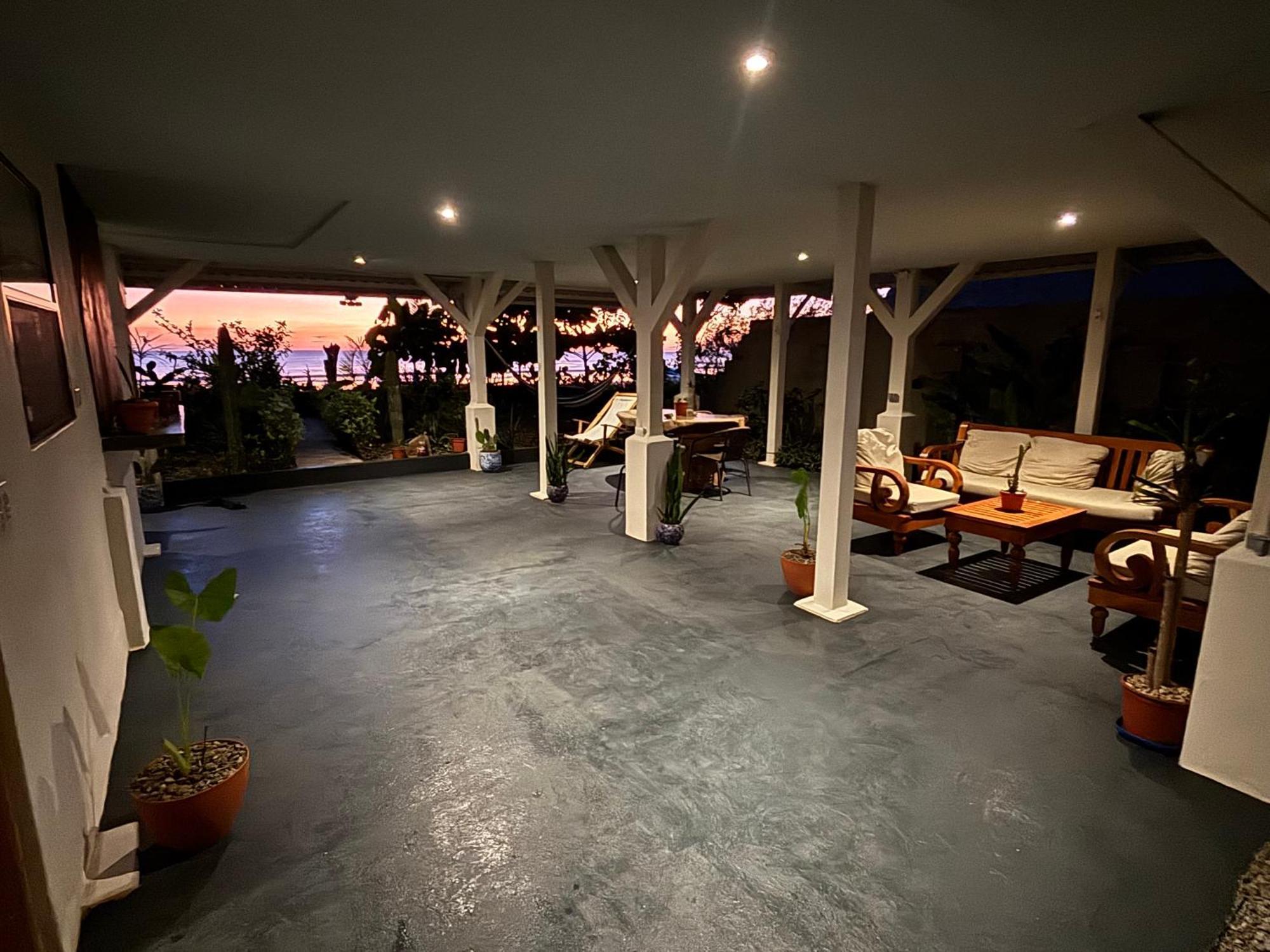 Stella Mar Oceanfront Hotel Popoyo Buitenkant foto