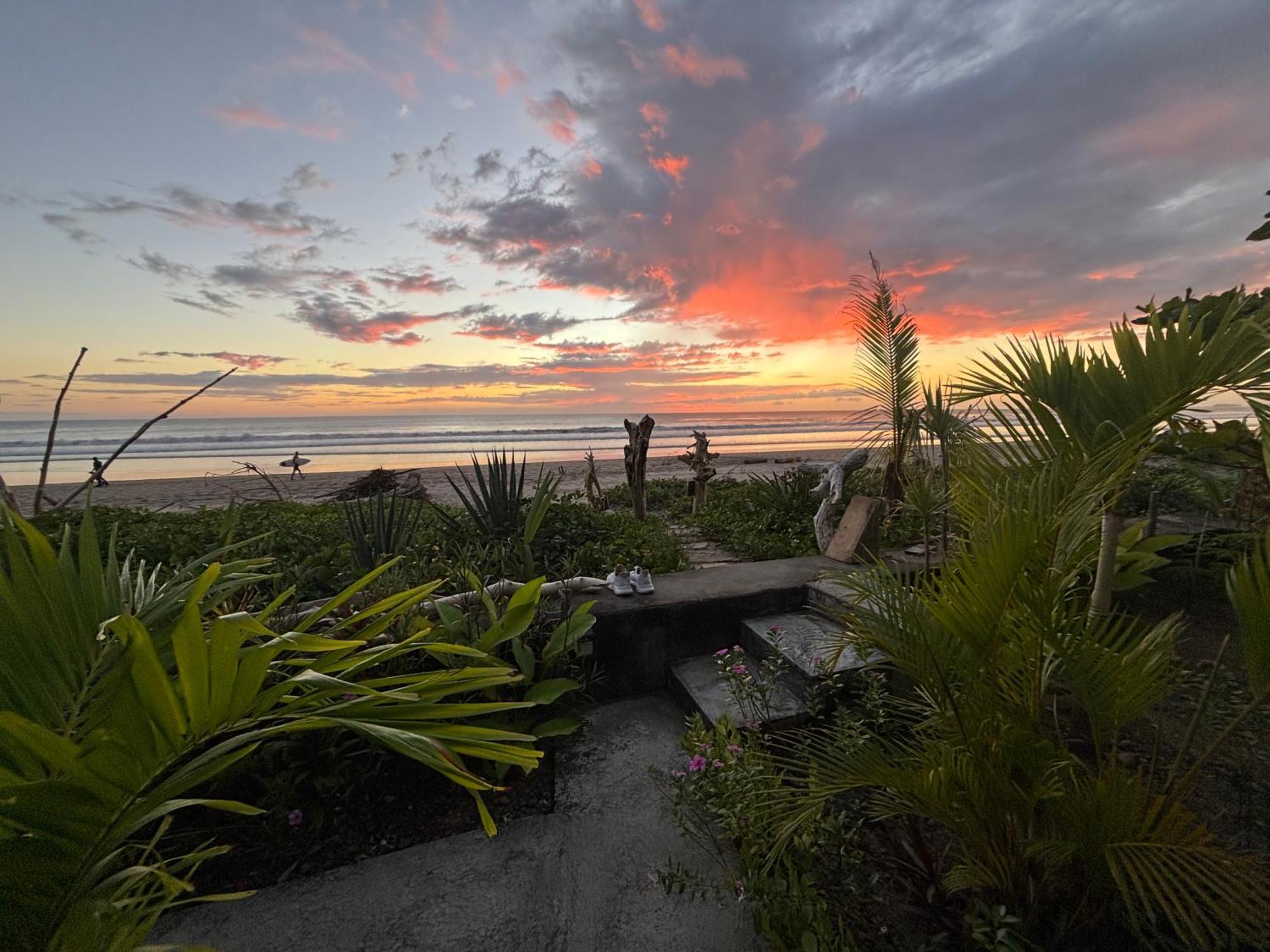 Stella Mar Oceanfront Hotel Popoyo Buitenkant foto