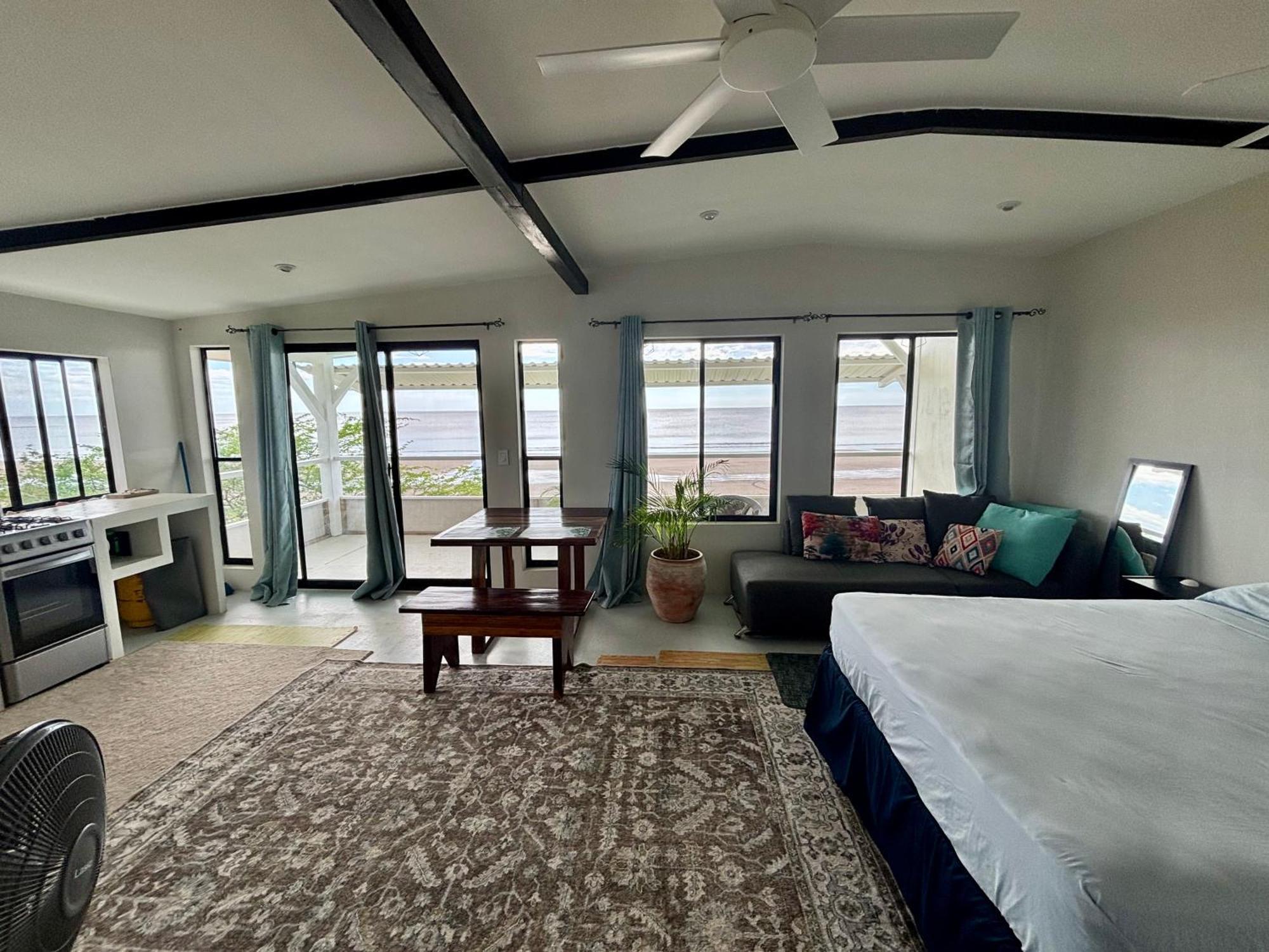 Stella Mar Oceanfront Hotel Popoyo Buitenkant foto
