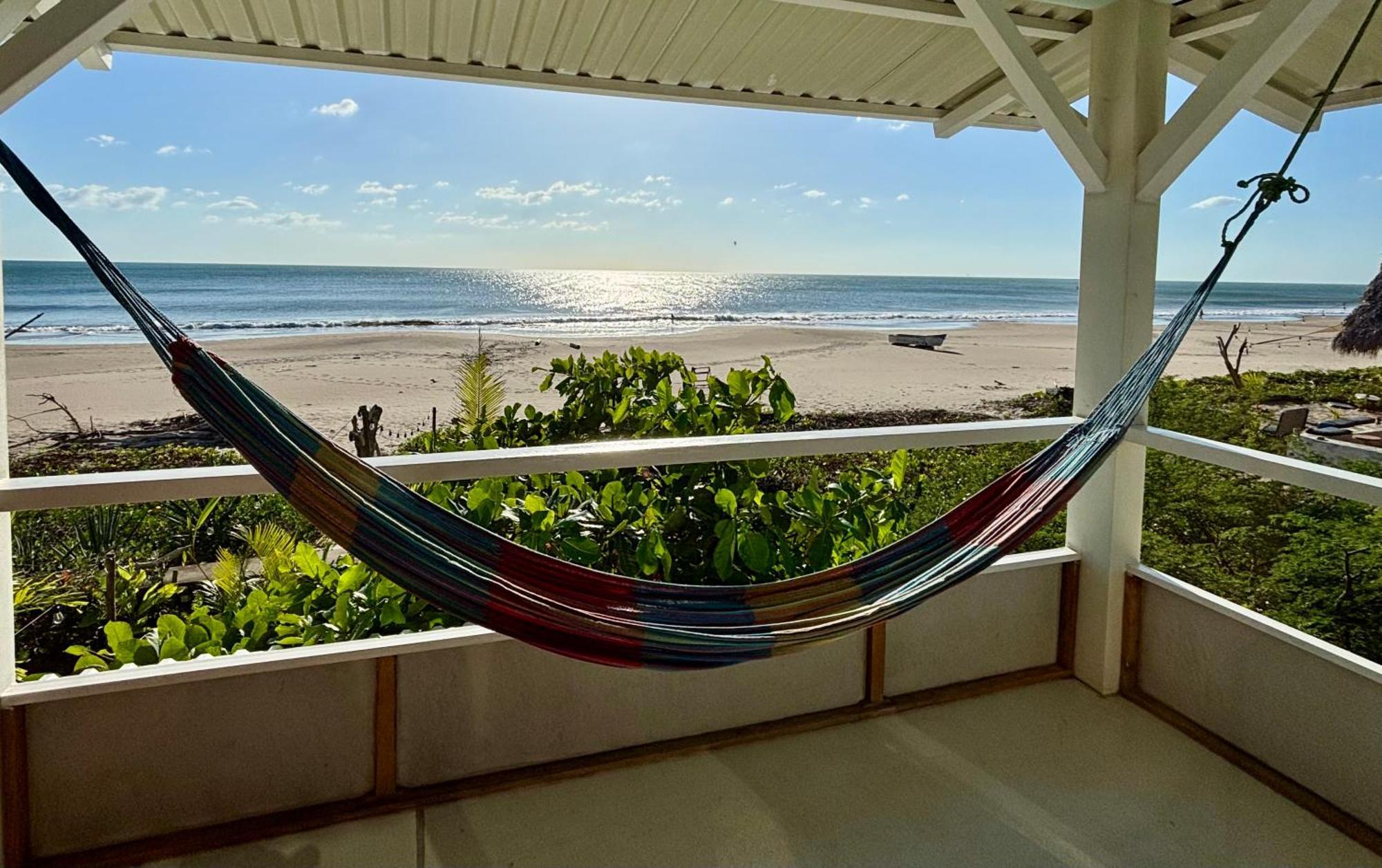 Stella Mar Oceanfront Hotel Popoyo Buitenkant foto